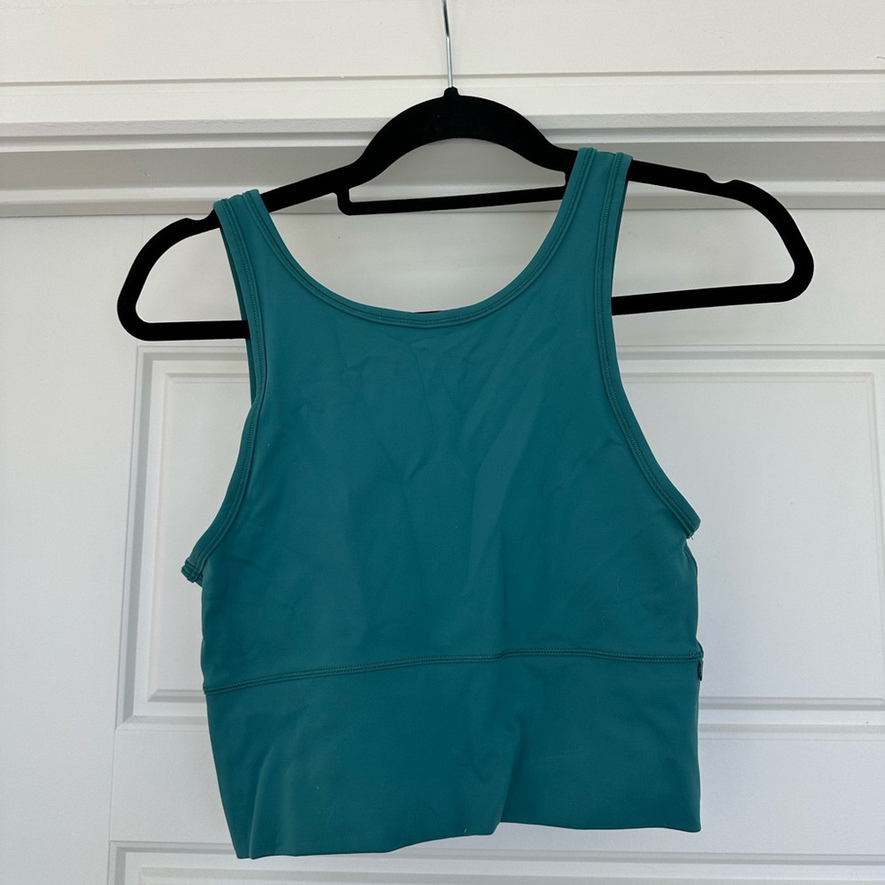 Lululemon Power Pivot tank
